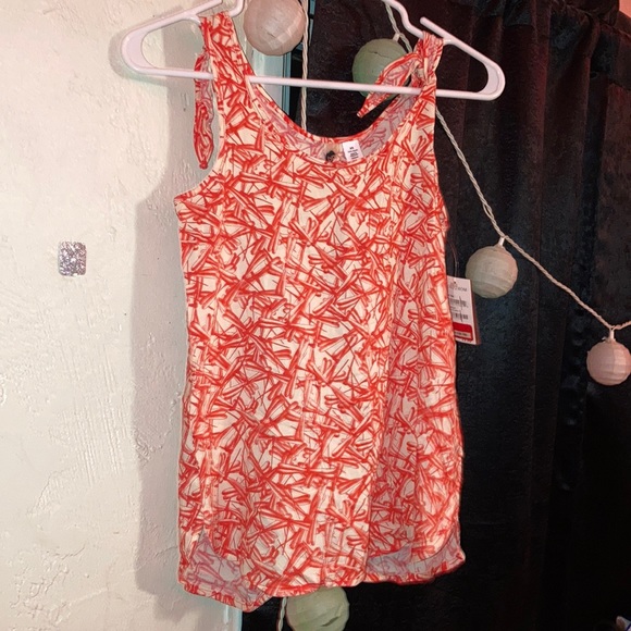 top - Picture 1 of 2